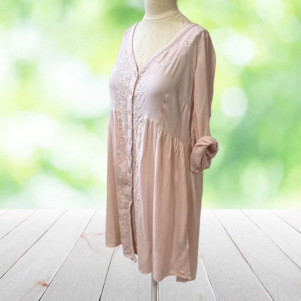 TORRID Dress Ballet Pink Embroidered Cottagecore Boho Roll Tab Button Up Plus 3X - Picture 11 of 12